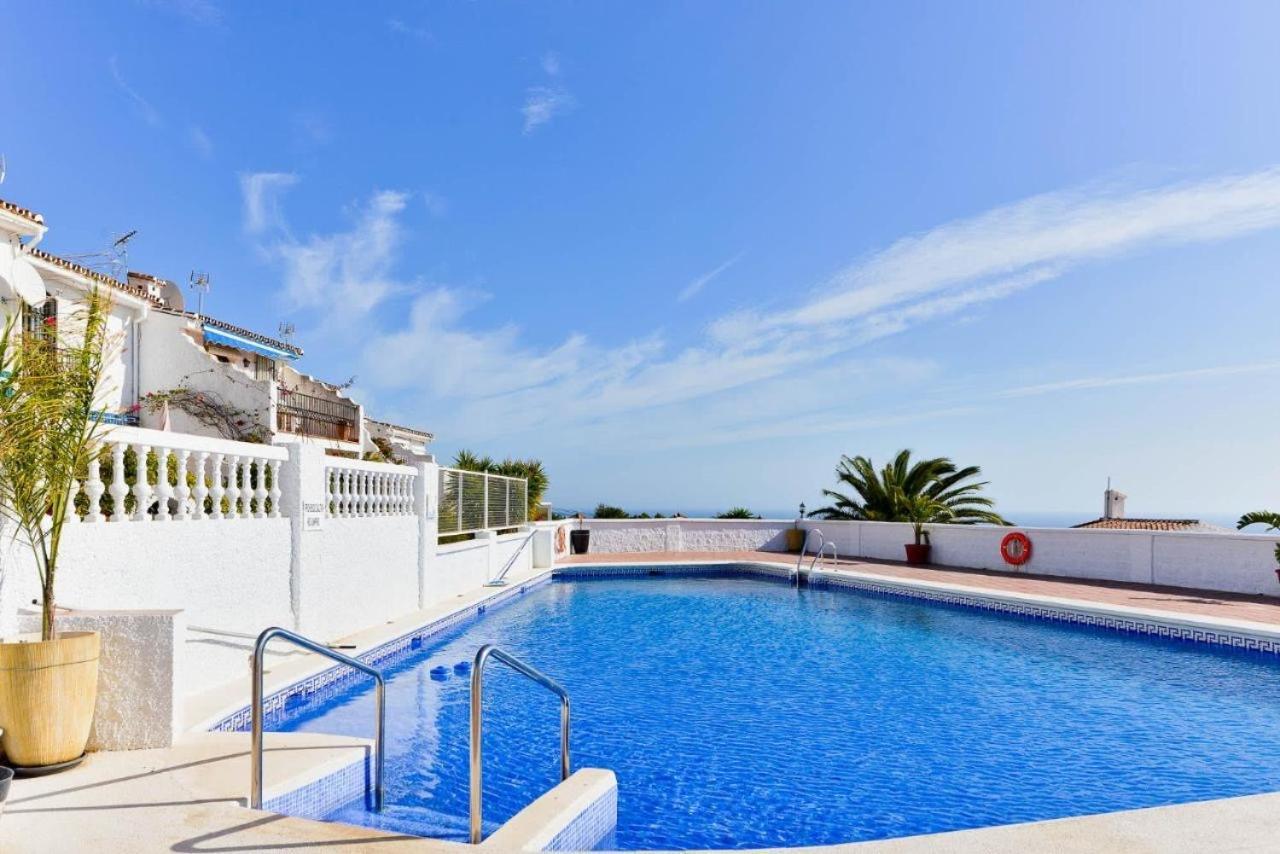 Casa Yaya Nerja Apartment Luaran gambar